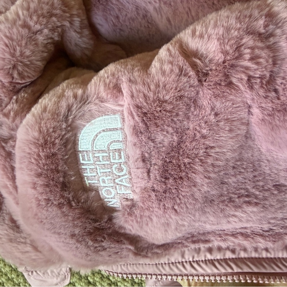 The North Face girls pink reversible jacket XL (14/16) NWT - Picture 6 of 7